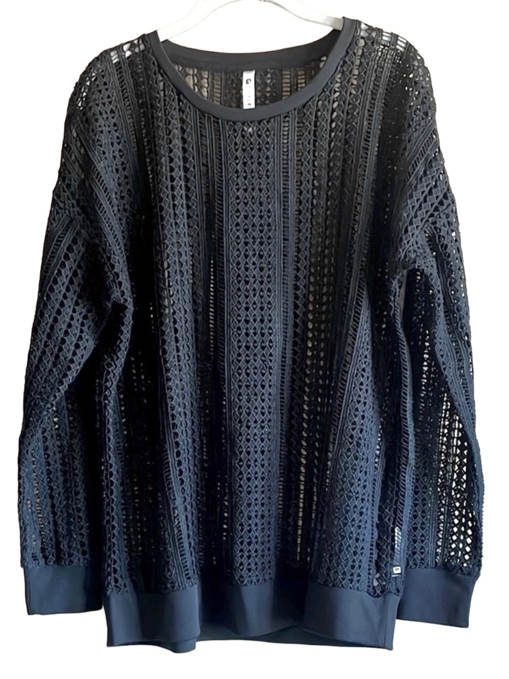 Fabletics Top Sophie Black Lace Crochet Women’s Tunic NWOT Sz:L